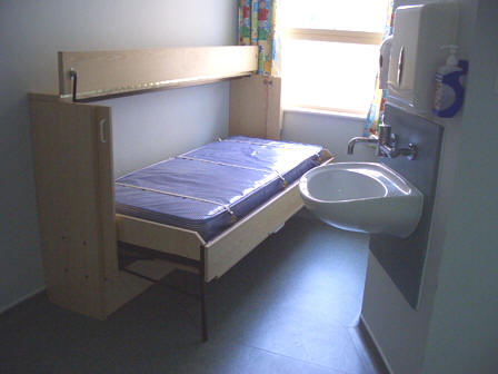 Bristol Royal Hospital for Children - 'Horizontal' 'Wiskaway'® 6000H Wallbed - open with top flap open